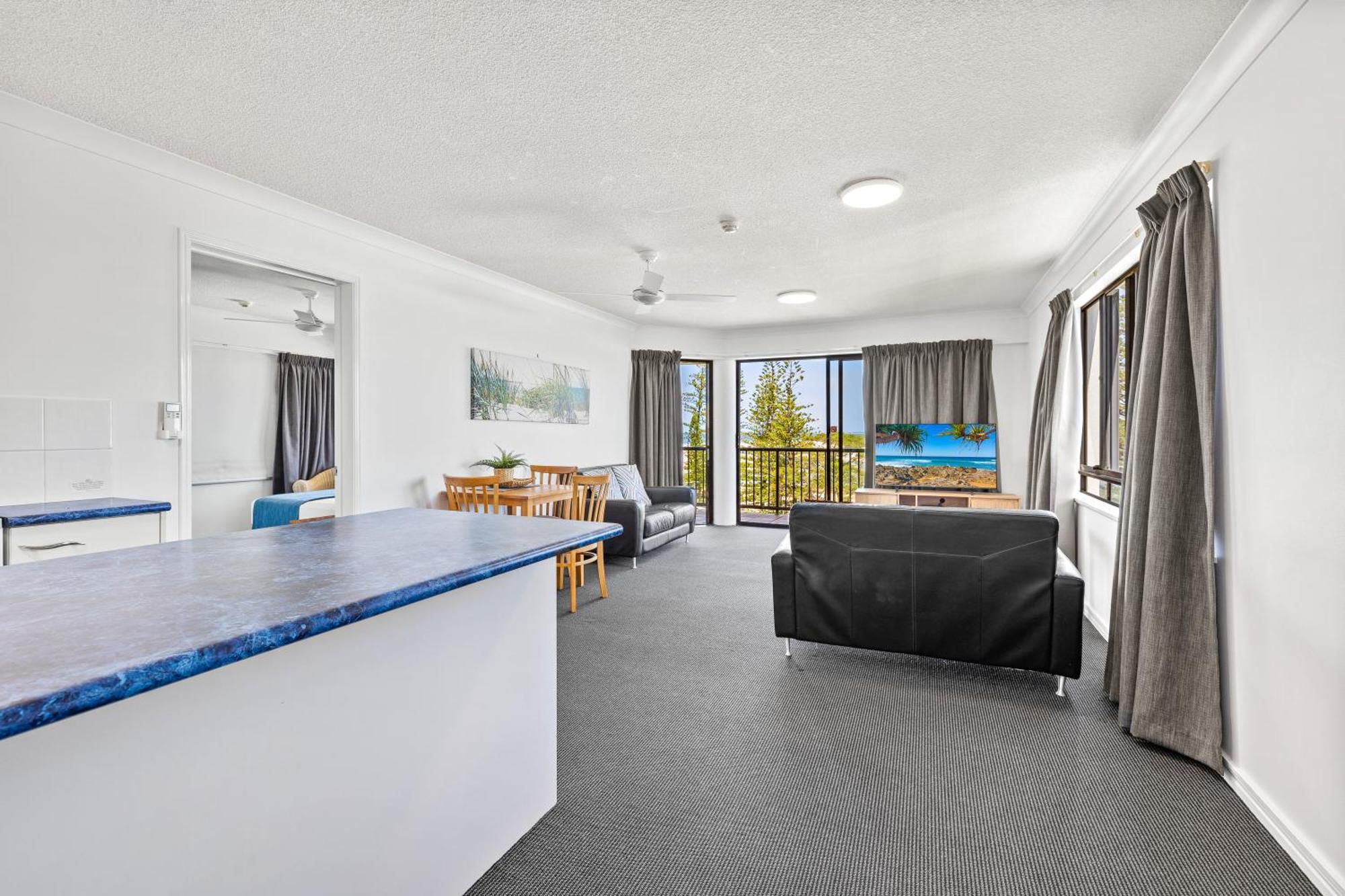 Belaire Place Motel Apartments Caloundra Esterno foto