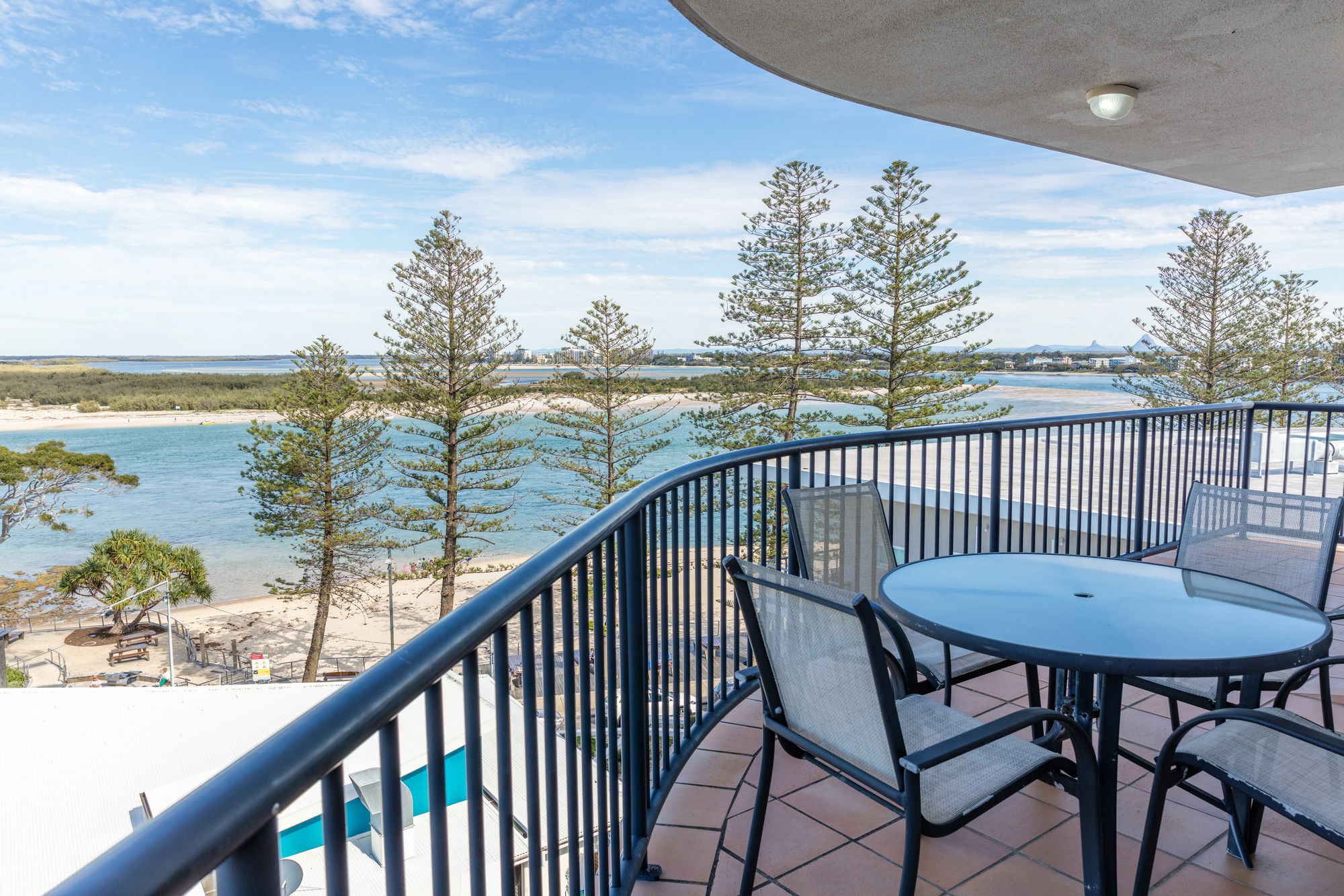 Belaire Place Motel Apartments Caloundra Esterno foto