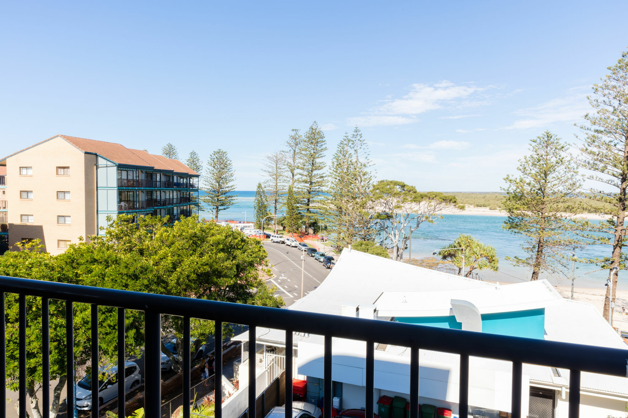 Belaire Place Motel Apartments Caloundra Esterno foto