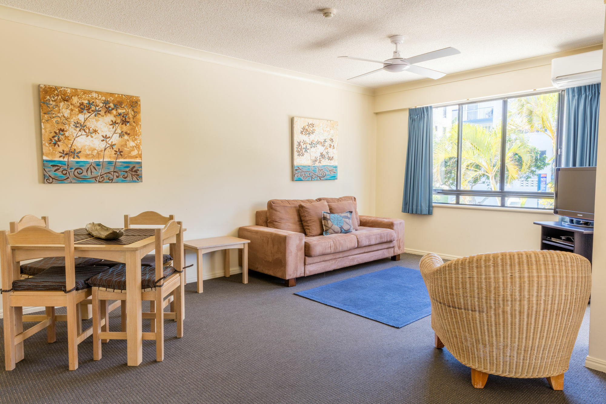 Belaire Place Motel Apartments Caloundra Esterno foto